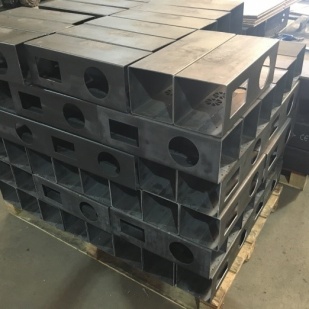 Corte Laser de Tubo Sec��o Quadrada